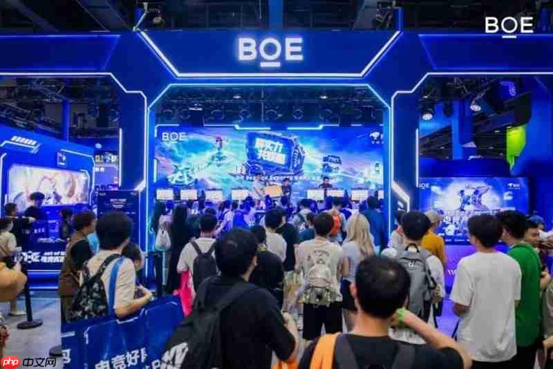 飞利浦Evnia闪耀核聚变,前沿科技显示器陪您玩出Young!