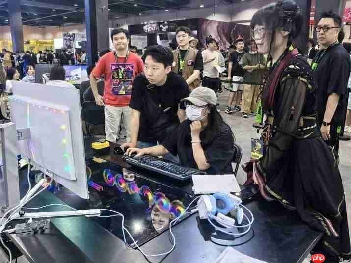 飞利浦Evnia闪耀核聚变,前沿科技显示器陪您玩出Young!