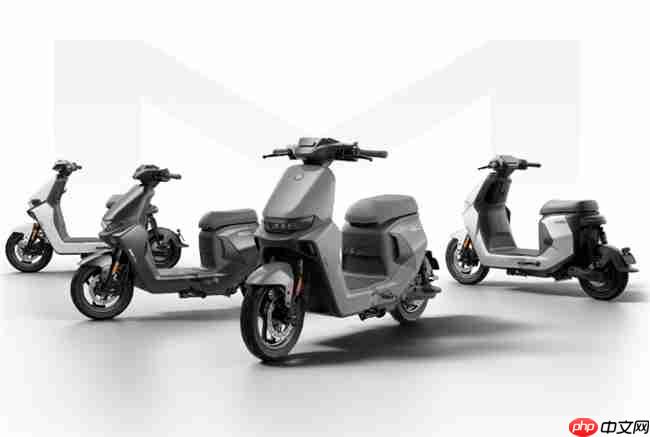 九号电动Mz MIX 2025怎么样？全面对比极核AE5i，哪款体验更好？