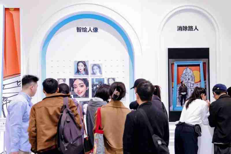 三星多款热门产品亮相AWE 2025 用AI技术打造未来智能生活 