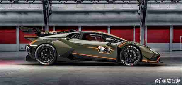 雷军晒RedmiK70至尊冠军版 颜色灵感来自兰博基尼赛车