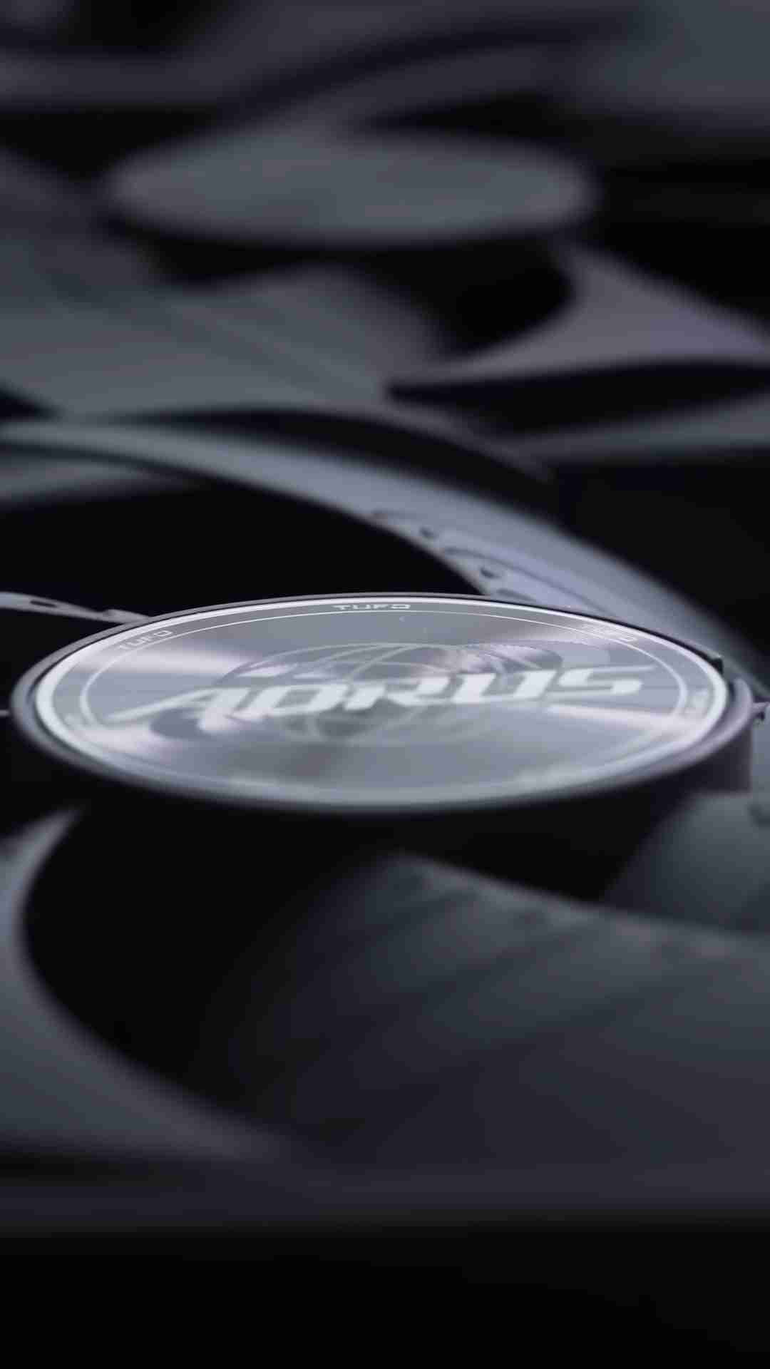 技嘉预热 CES 2025 新品阵容，可能指向 RTX 50 系显卡