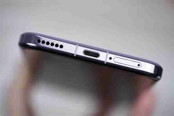 100倍变焦超远摄之王！荣耀Magic7 RSR保时捷设计图赏