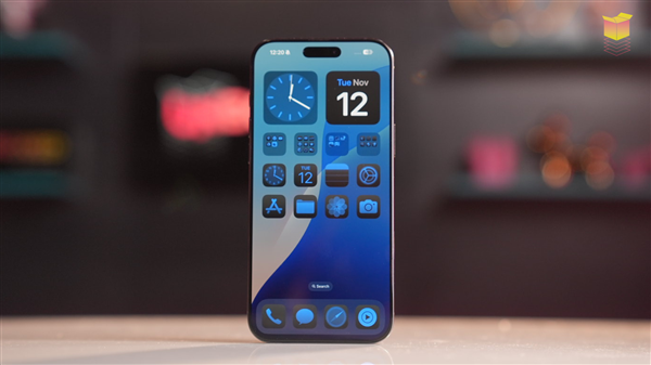 曝富士康已建立折叠屏iPhone测试线:厚度、重量尚未达到苹果标准