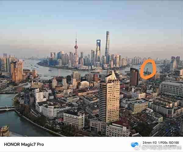 行业首创100x AI超级长焦!工程师晒荣耀Magic7 RSR保时捷设计样张