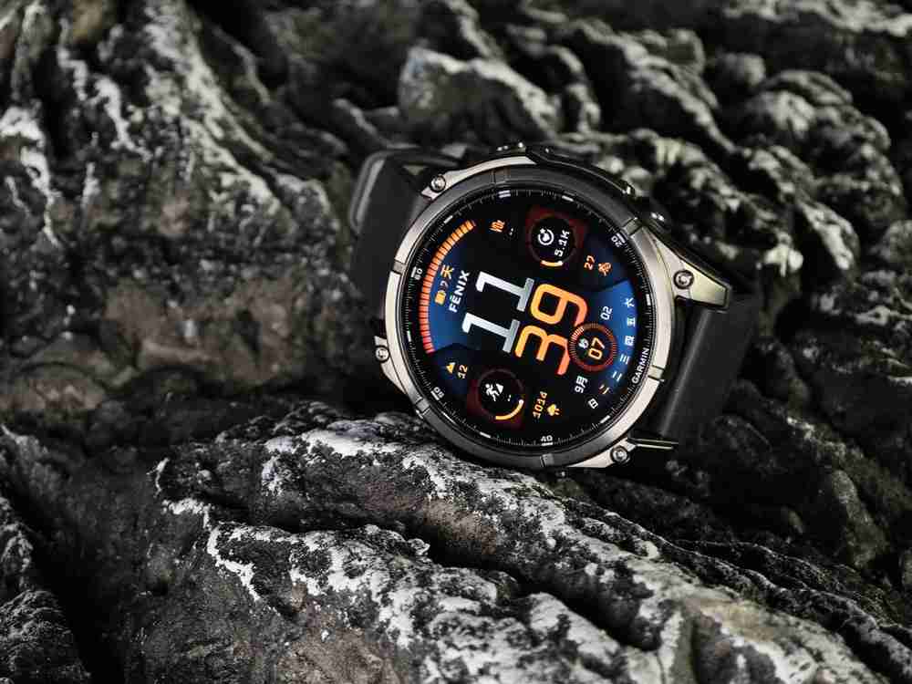 佳明Fenix 8 图赏：智能科技与户外运动的完美结合