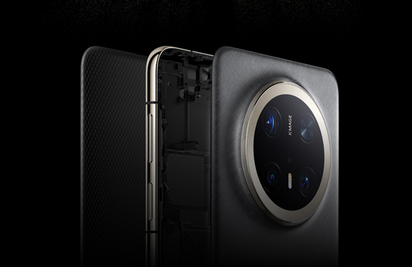 华为Mate 70 Pro+跌落测试:两米多落下砸碎瓷砖 丝毫无损