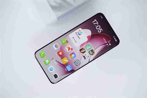 全等深四微曲屏!OPPO Reno13 Pro图赏