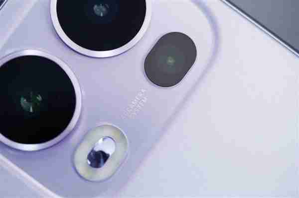 全等深四微曲屏!OPPO Reno13 Pro图赏