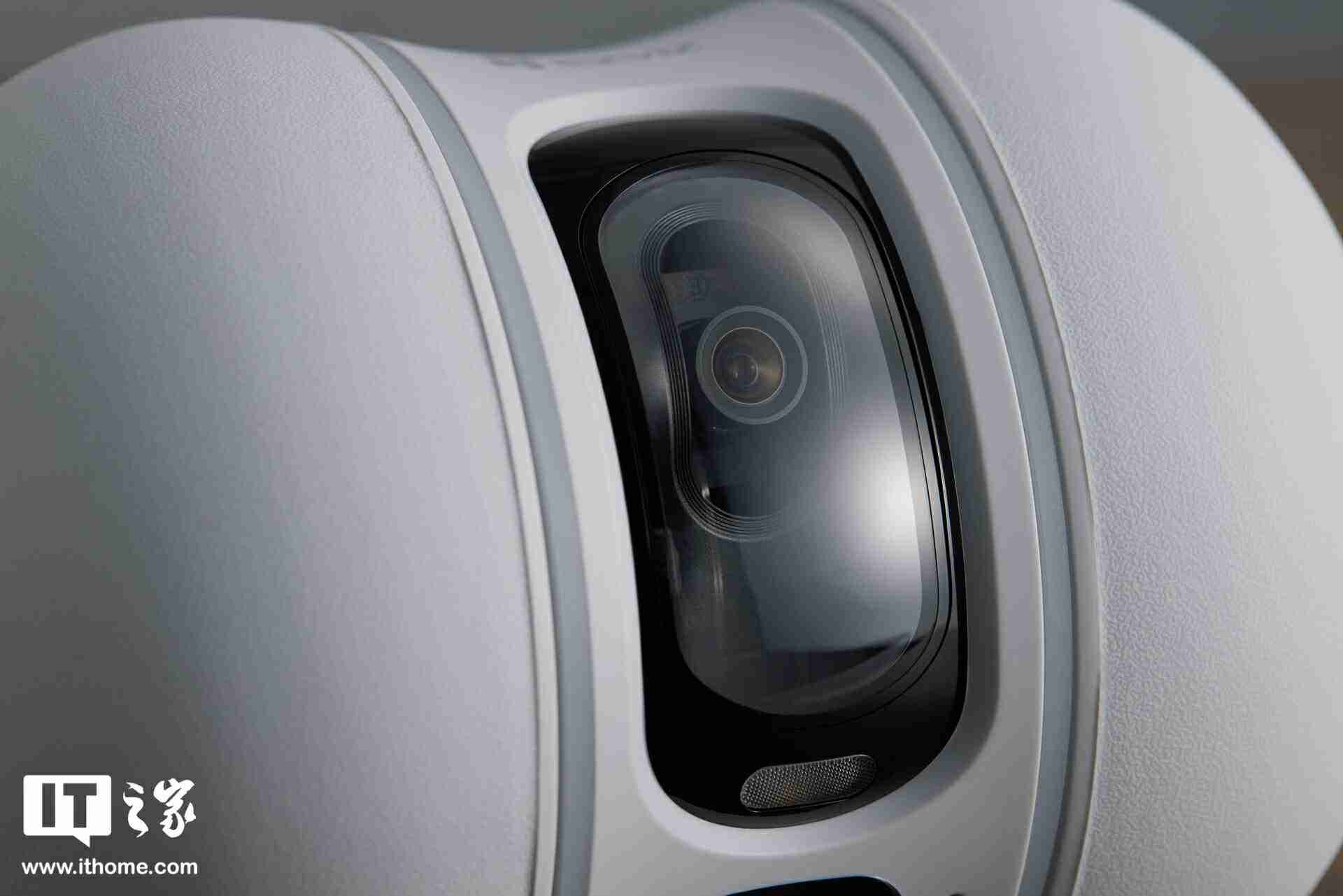 萤石 TAMO 看护摄像机：能全屋移动的智能看护摄像机