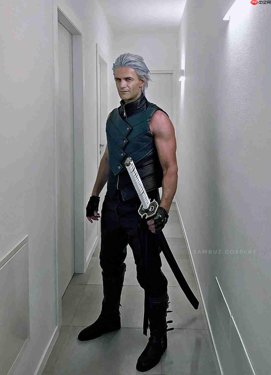 皮衣配圣诞帽！意大利Coser演绎《鬼泣5》圣诞但丁