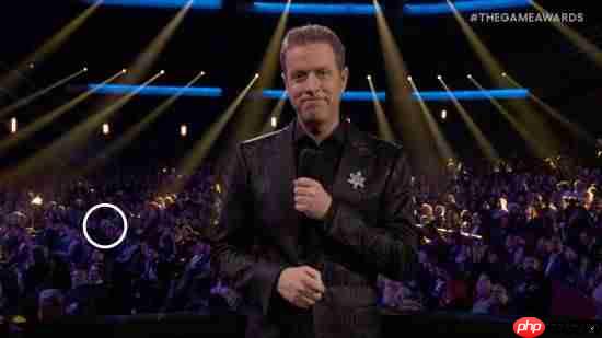 TGA主办人杰夫：本届节目献给去世的父亲 回看录像思绪万千