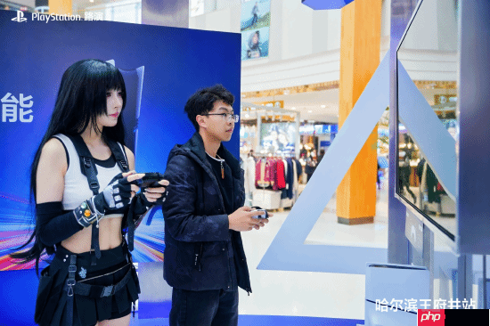 PS全国路演哈尔滨站来了：不怕冷的蒂法陪你打游戏！