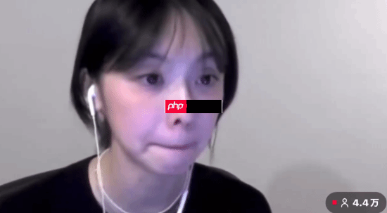 武喝！《寂静岭f》女主加藤小夏玩游戏喝酒壮胆