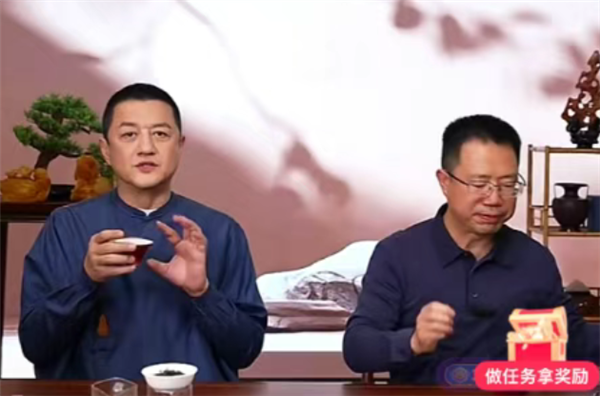 李亚鹏带货登总榜第一 90分钟销售额破5000万元 热度远超与辉同行