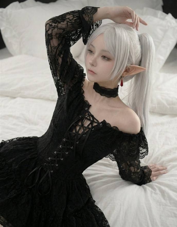 大神用AI制作《芙莉莲》Cos图：媲美真人