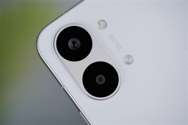 9000mAh小米史上最大电池！REDMI Turbo 5 Max图赏