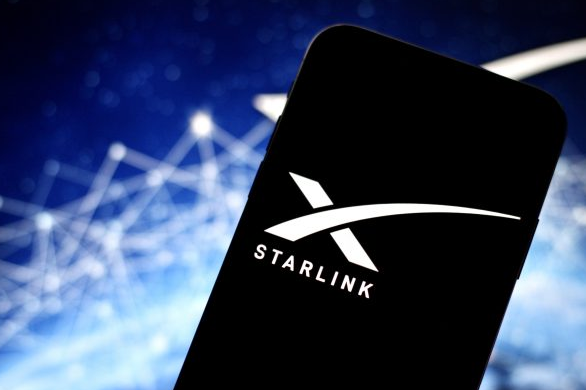 马斯克被曝推进太空算力 利用太阳能运行数据中心