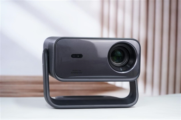 1300CVIA亮度+哈曼音响！哈趣K3 Ultra Max投影仪图赏